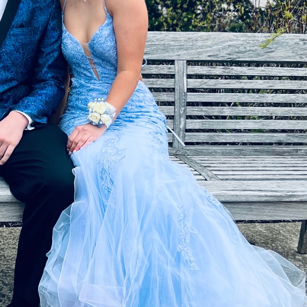 Prom - Picture 5 of 6
